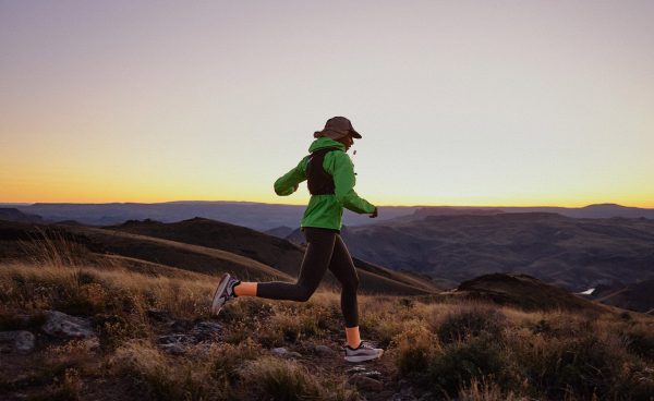 Women's Seek Trail Running Shoe  |  Grenadine/Ocean Depths