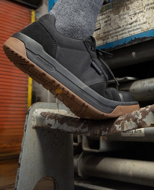 Men's Kenton ESD Work Shoe (Carbon Toe)  |  Black/Gum