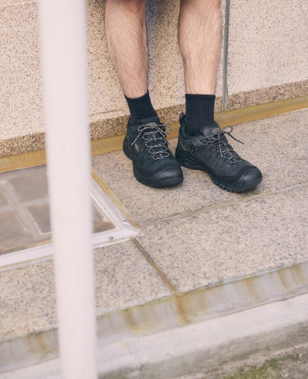 Men's Targhee IV Waterproof Hiking Shoe  |  Triple Black